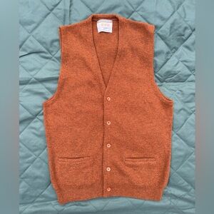 Revere Vintage Sportswear Men's Rust Heather Sweater Vest